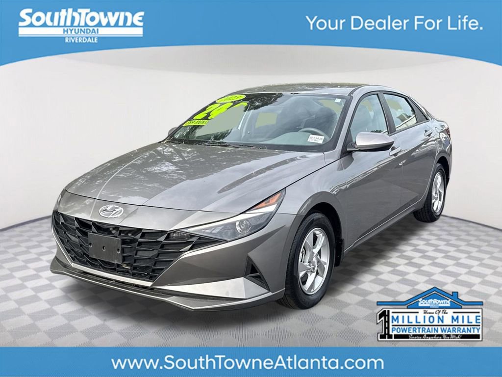 Used 2023 Hyundai Elantra SE