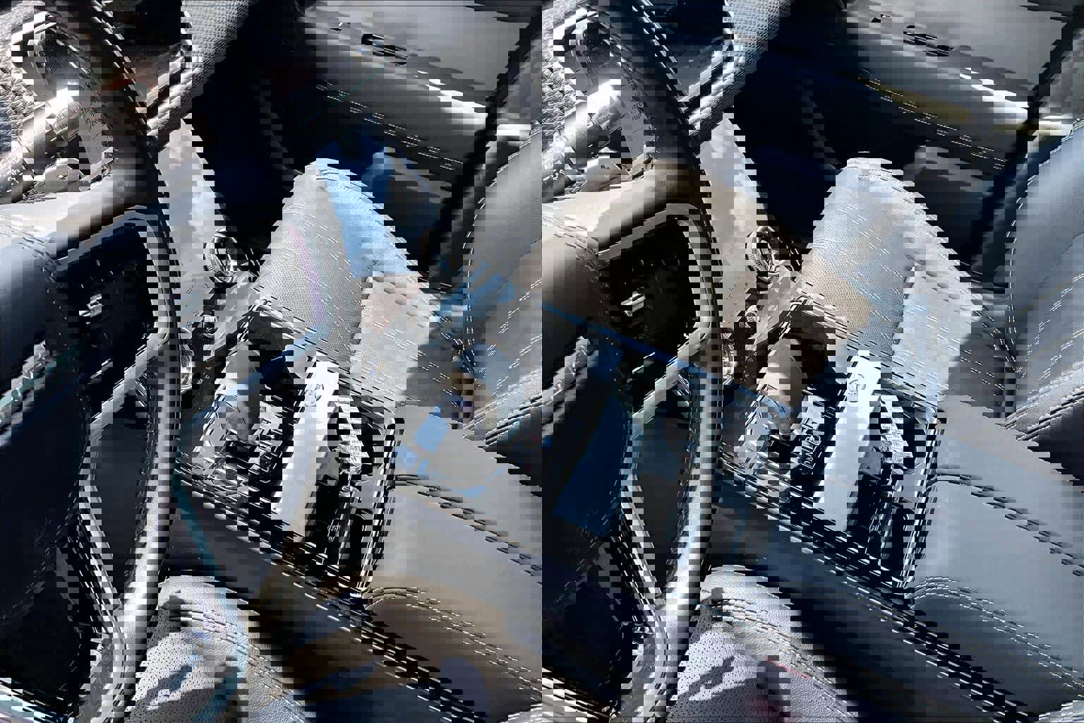 2022 Land Rover Range Rover Velar R-Dynamic S