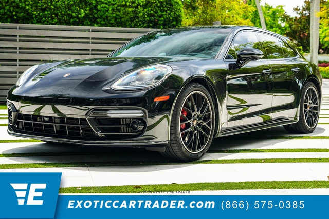 Used 2023 Porsche Panamera GTS