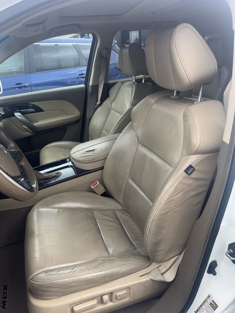 2013 Acura MDX w/ Technology & Entertainment