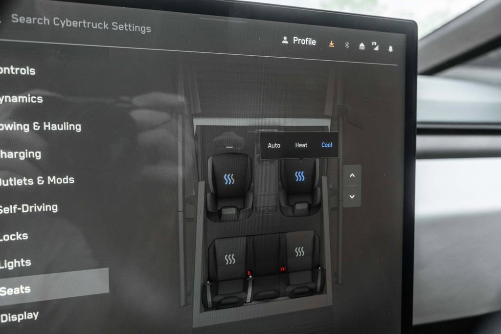 2024 Tesla Cybertruck AWD Crew Cab