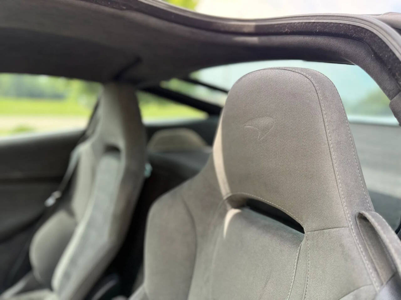 Used 2018 McLaren 720S photo 17