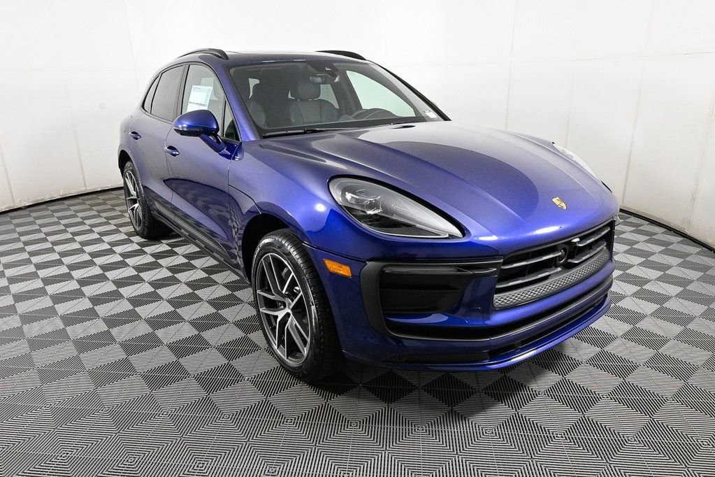 2025 Porsche Macan