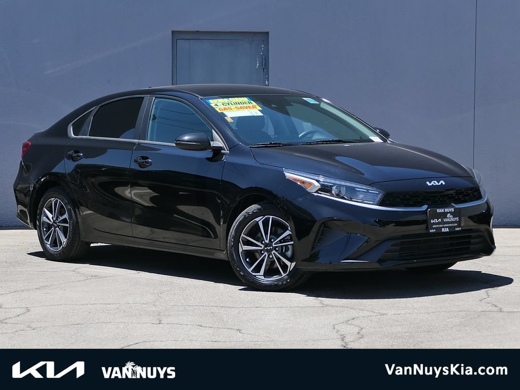 Used 2023 Kia Forte LXS w/ LXS Technology Package