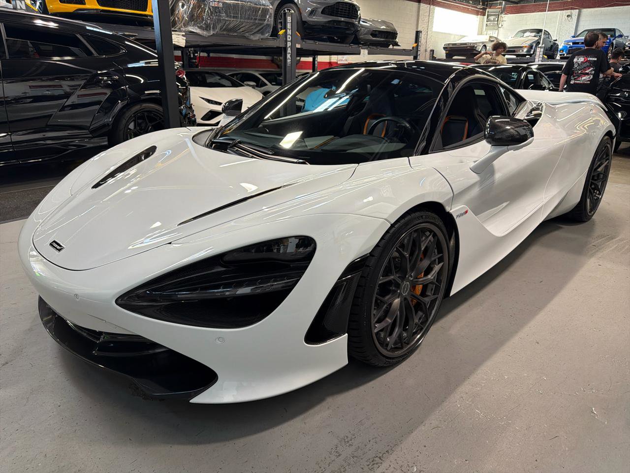 Used 2019 McLaren 720S Performance photo 10