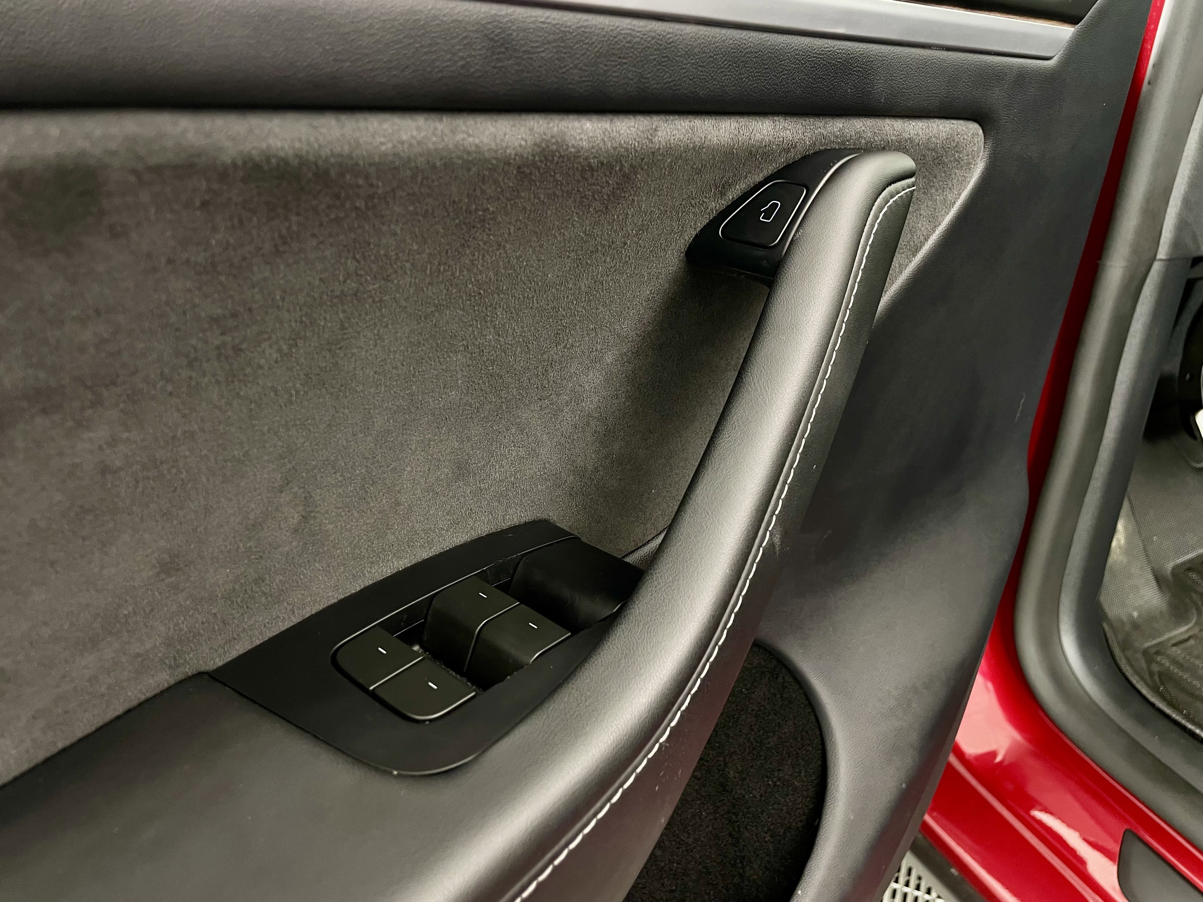 2024 Tesla Model Y Performance