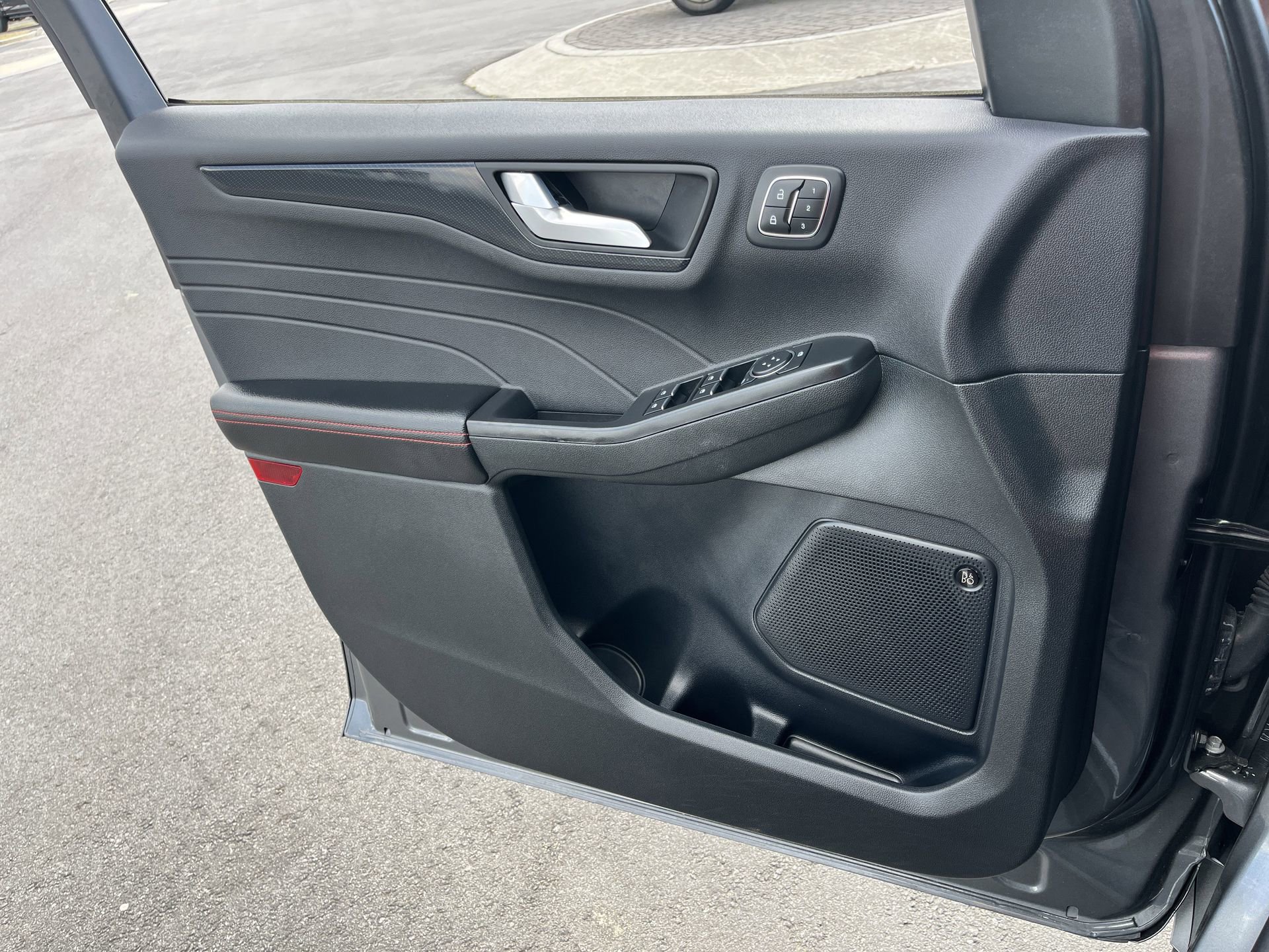 2025 Ford Escape ST-Line Elite