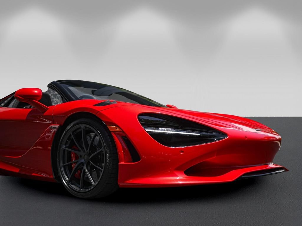 Used 2027 McLaren 750S Spider photo 11