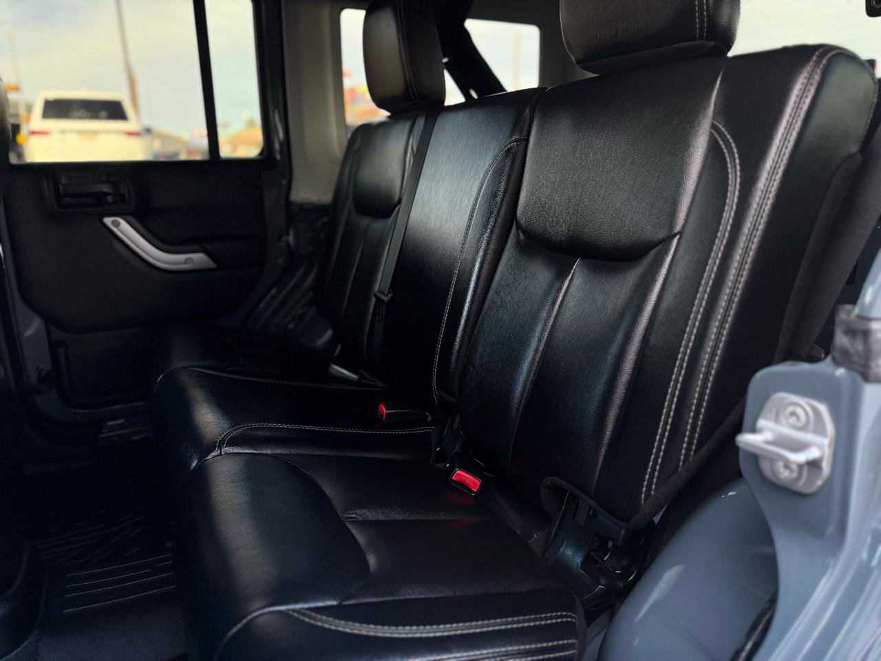 2014 Jeep Wrangler Unlimited Sahara