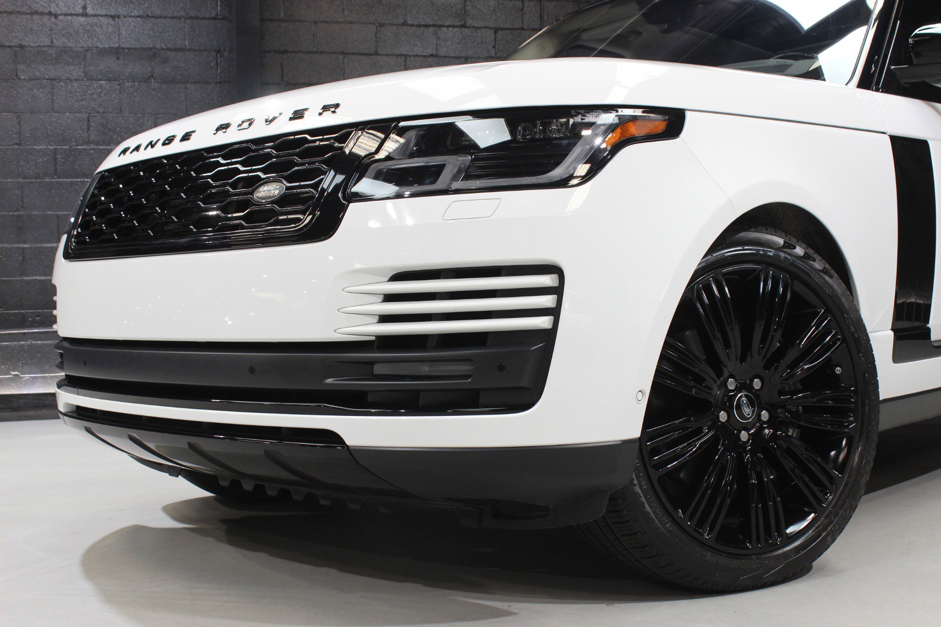 2021 Land Rover Range Rover Westminster Edition
