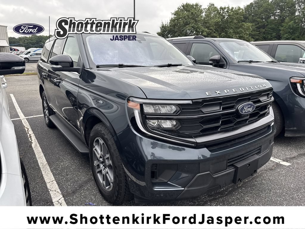 Used 2025 Ford Expedition Active
