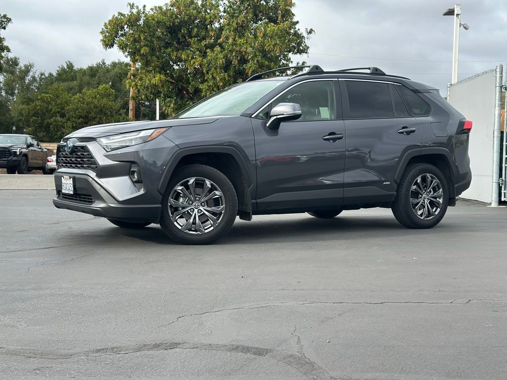 2023 Toyota RAV4 XLE Premium