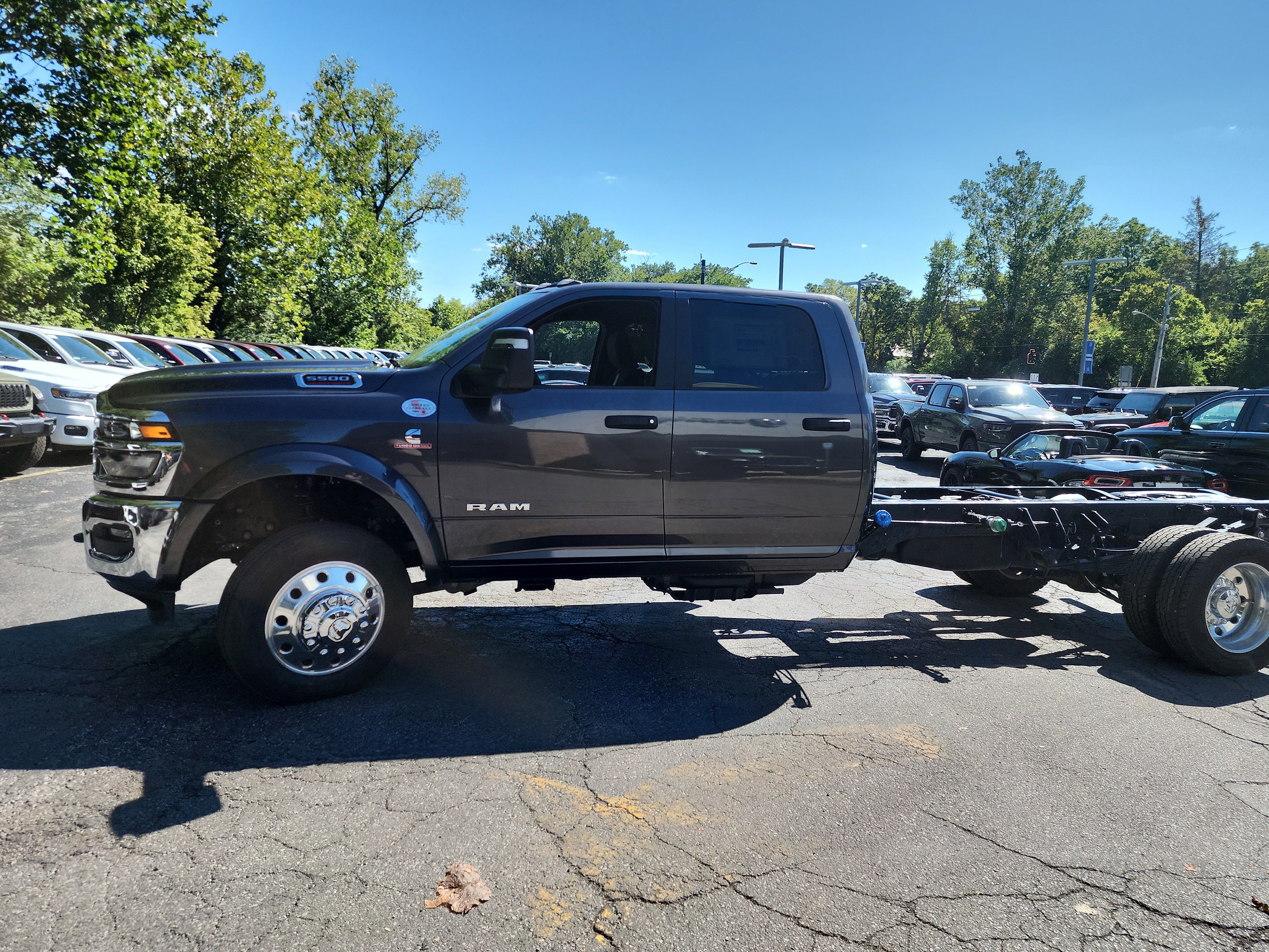 2026 RAM 5500 4x4 Crew Cab
