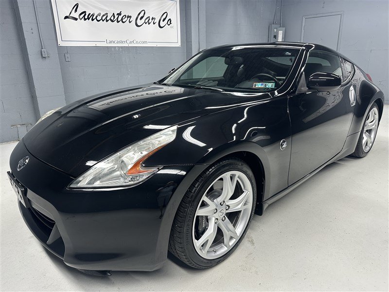 Used 2011 Nissan 370Z Coupe w/ Sport Pkg