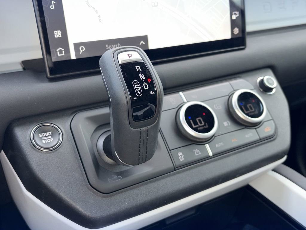 2025 Land Rover Defender 110 S