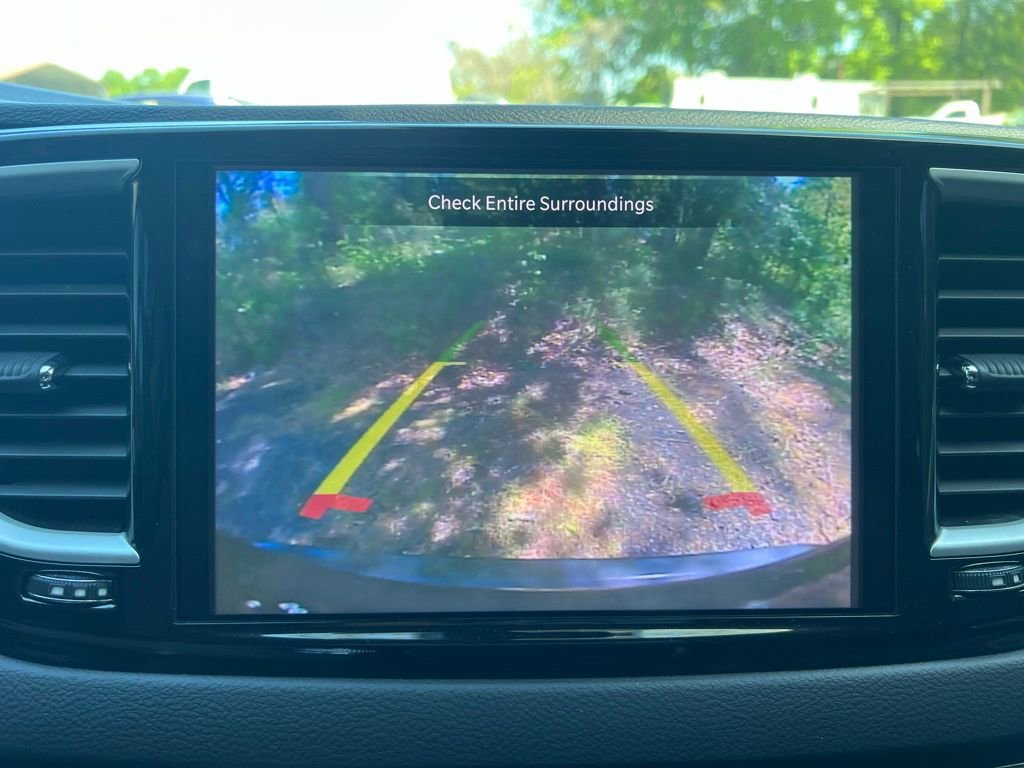 2022 Chrysler Pacifica Touring-L