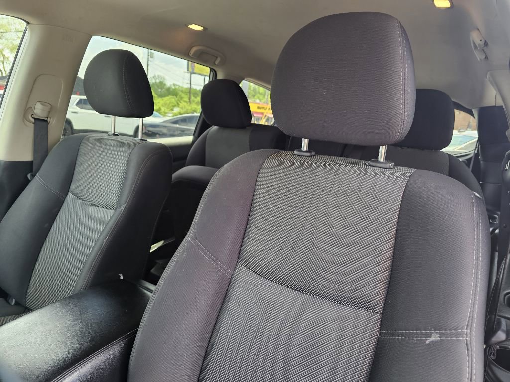 2020 Nissan Pathfinder SV