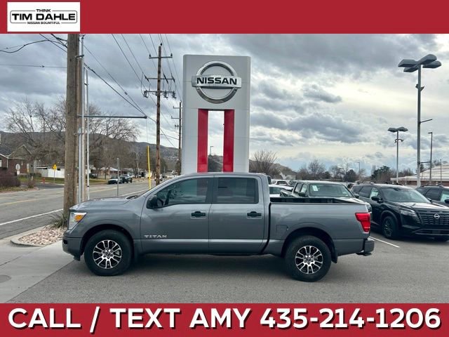 2024 Nissan Titan SV