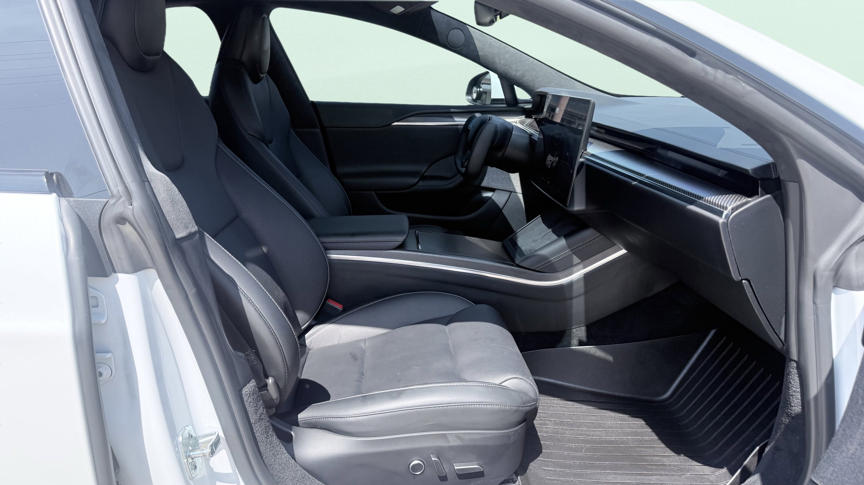 2022 Tesla Model S Plaid