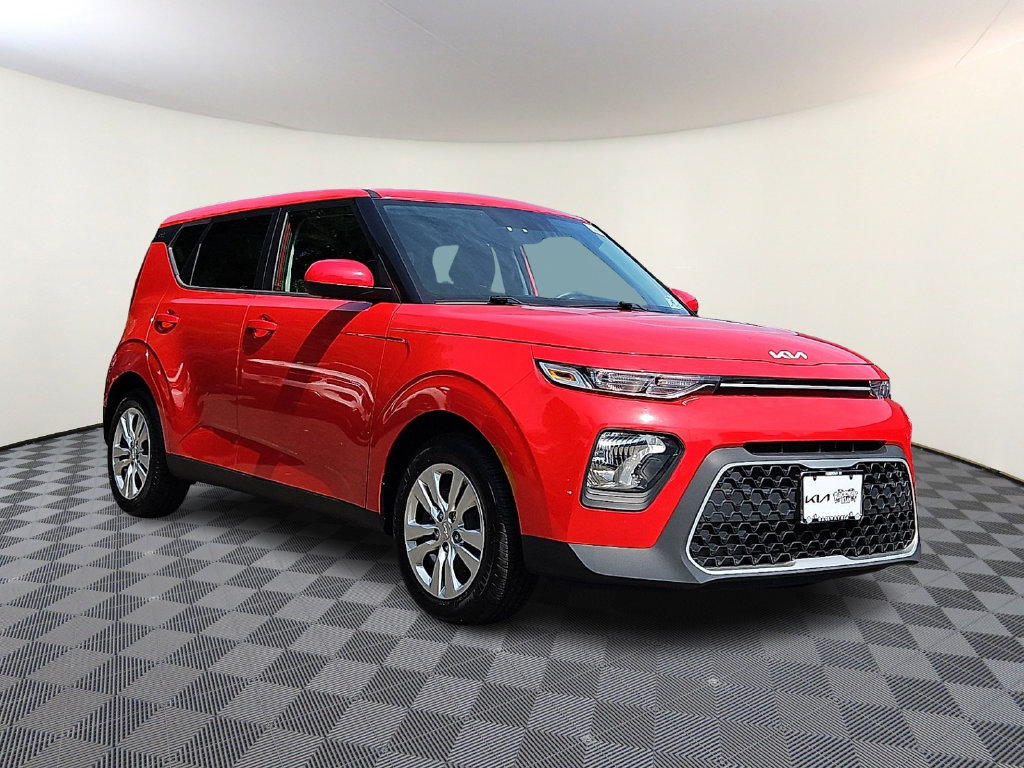 Certified 2022 Kia Soul LX