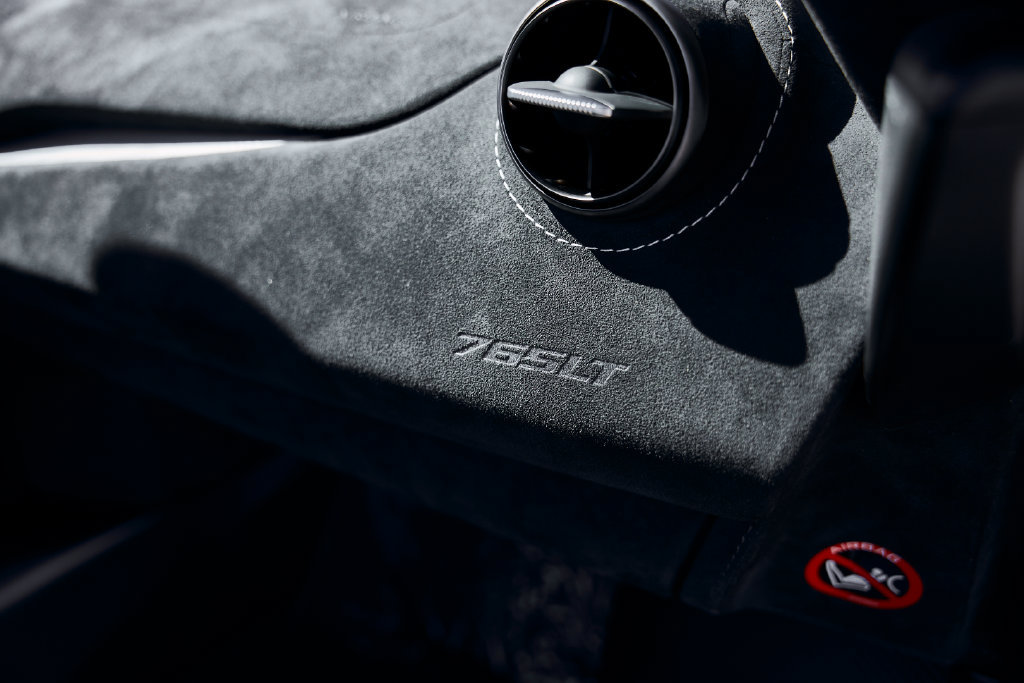 Used 2021 McLaren 765LT photo 35