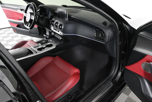 2018 Kia Stinger GT1