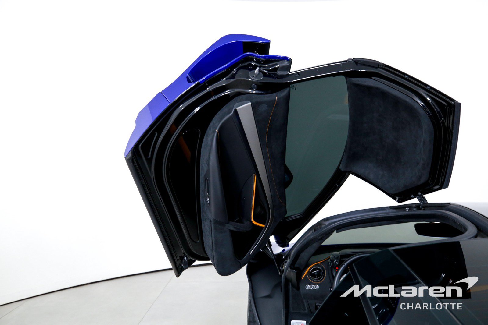 Used 2025 McLaren 750S photo 11
