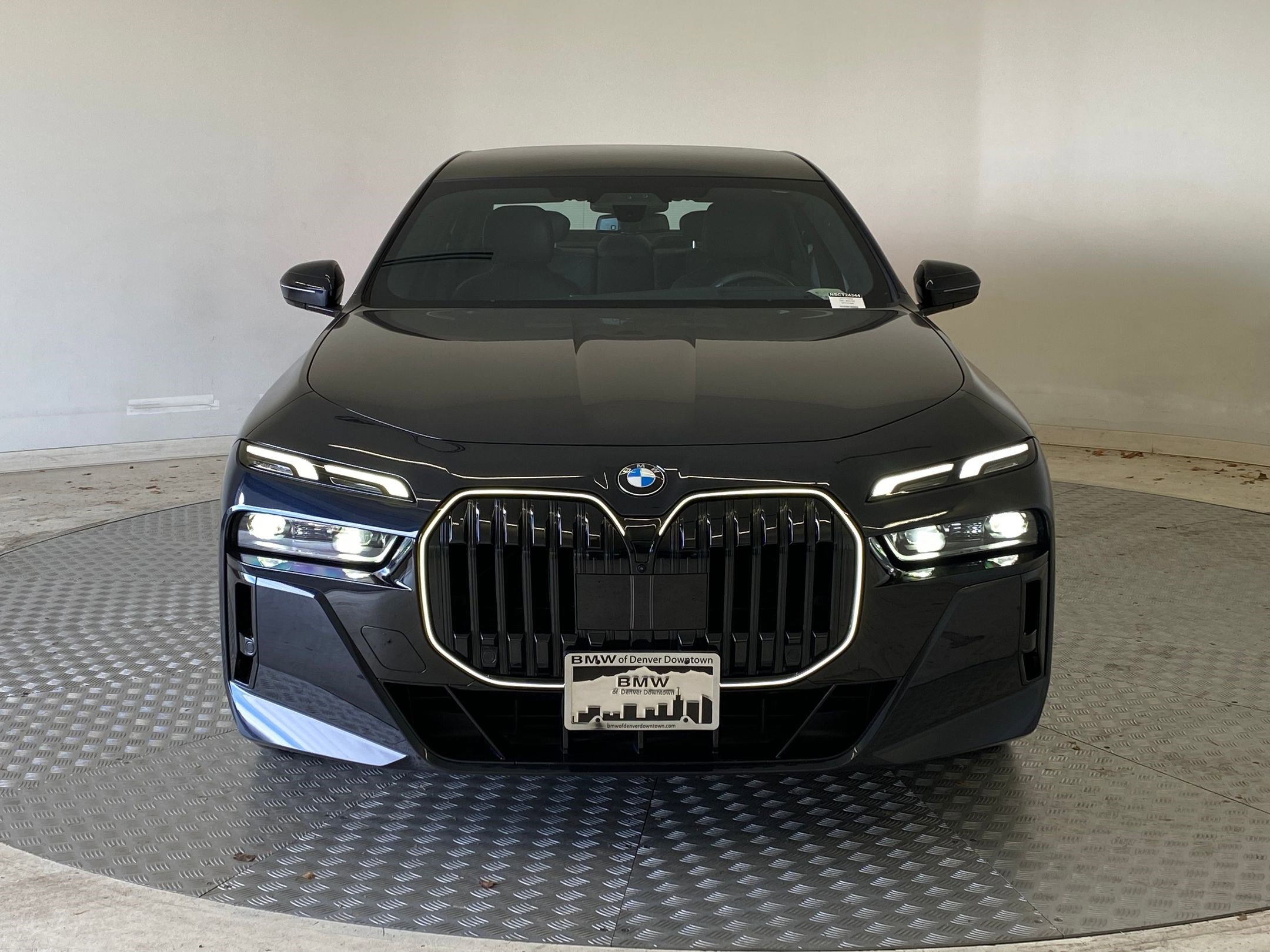 2025 BMW 760i xDrive
