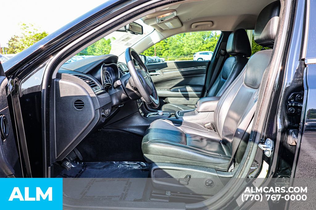 2017 Chrysler 300 Limited