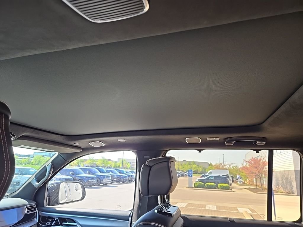 2023 Jeep Grand Wagoneer Series III