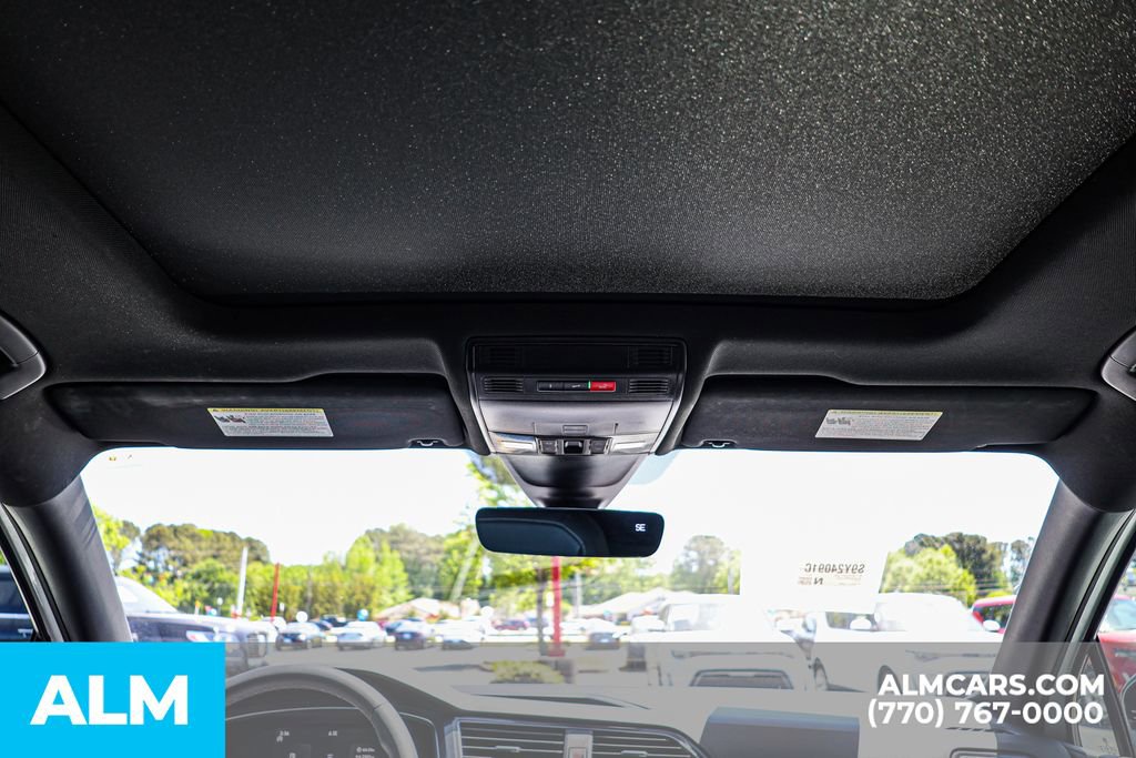 2023 Volkswagen Tiguan SE R-Line