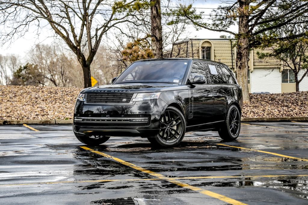 2023 Land Rover Range Rover SE