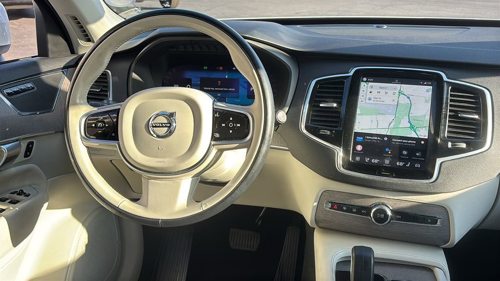 2023 Volvo Xc90 B6 Plus