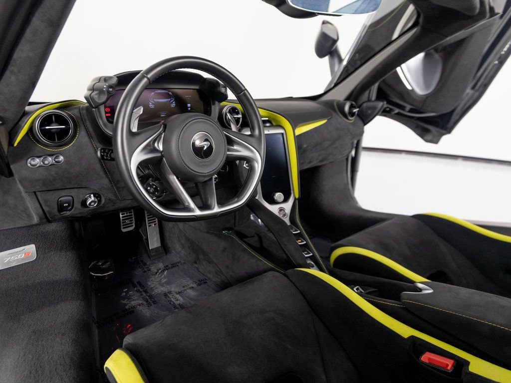 Used 2024 McLaren 750S Spider photo 15