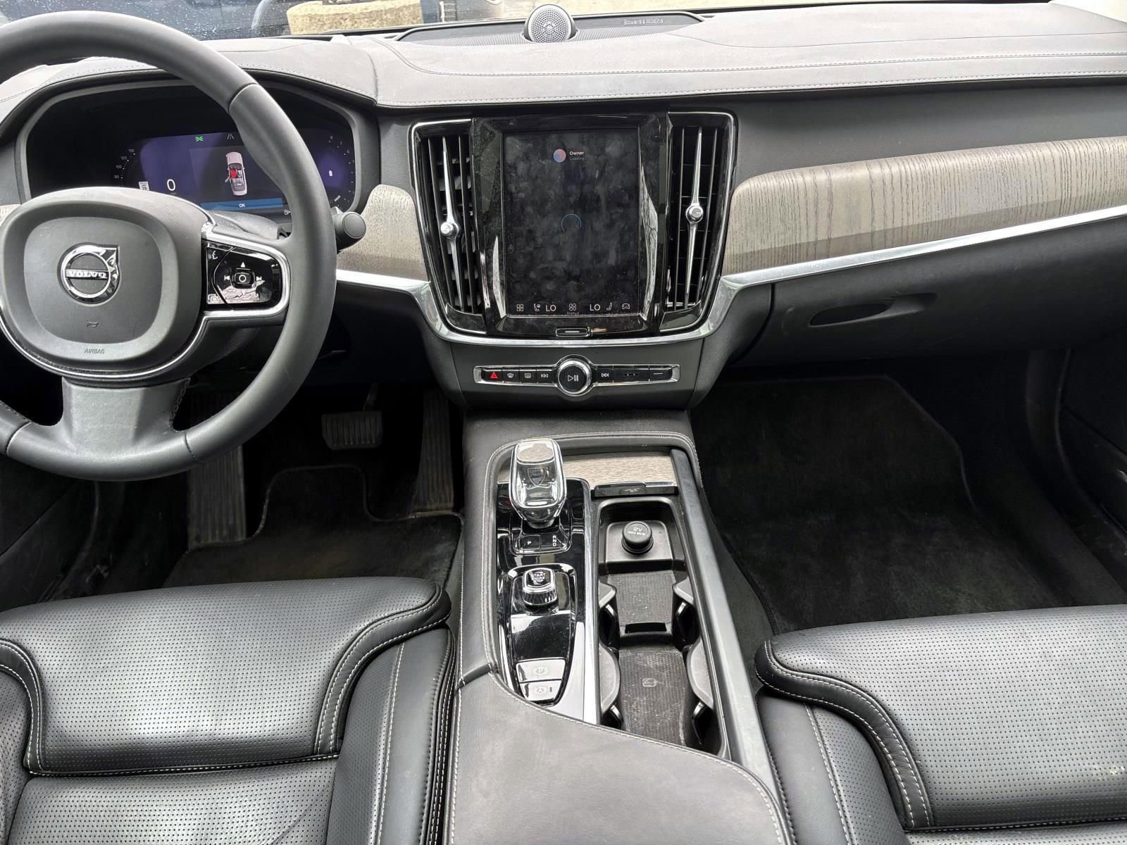 2023 Volvo S90 B6 Ultimate