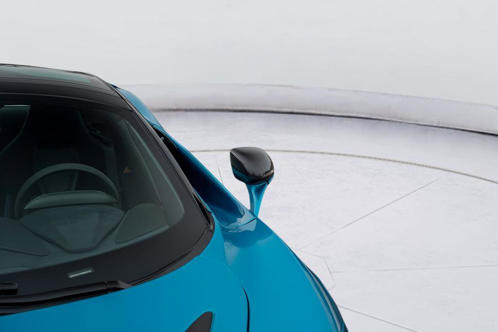 Used 2019 McLaren 720S Luxury photo 35