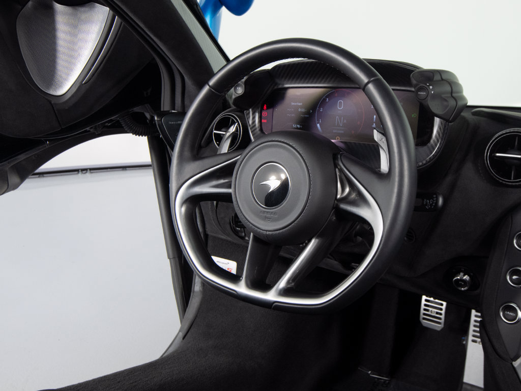 Used 2024 McLaren 750S Spider photo 32