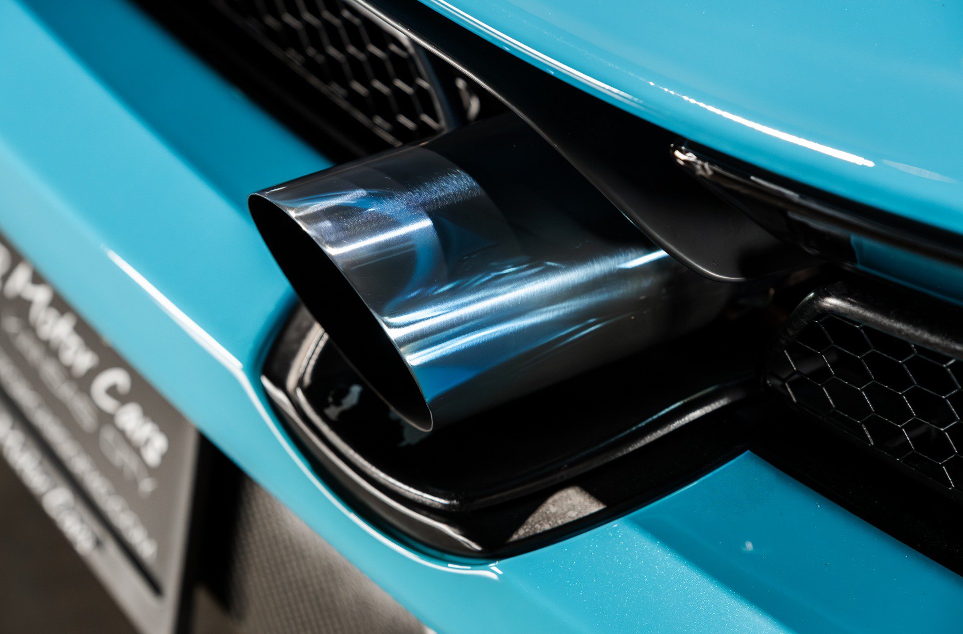 Used 2018 McLaren 720S Performance photo 30