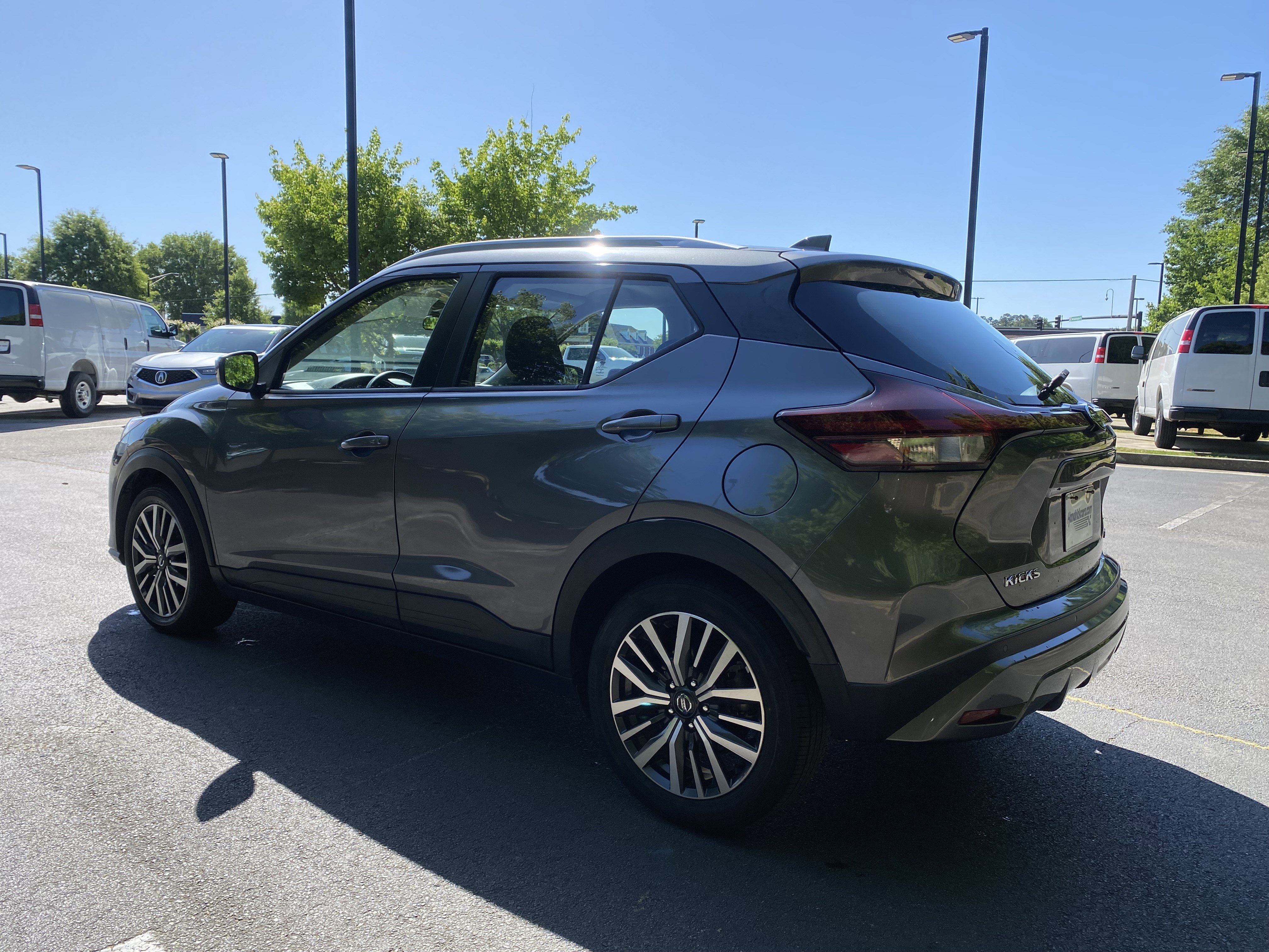 2021 Nissan Kicks SV