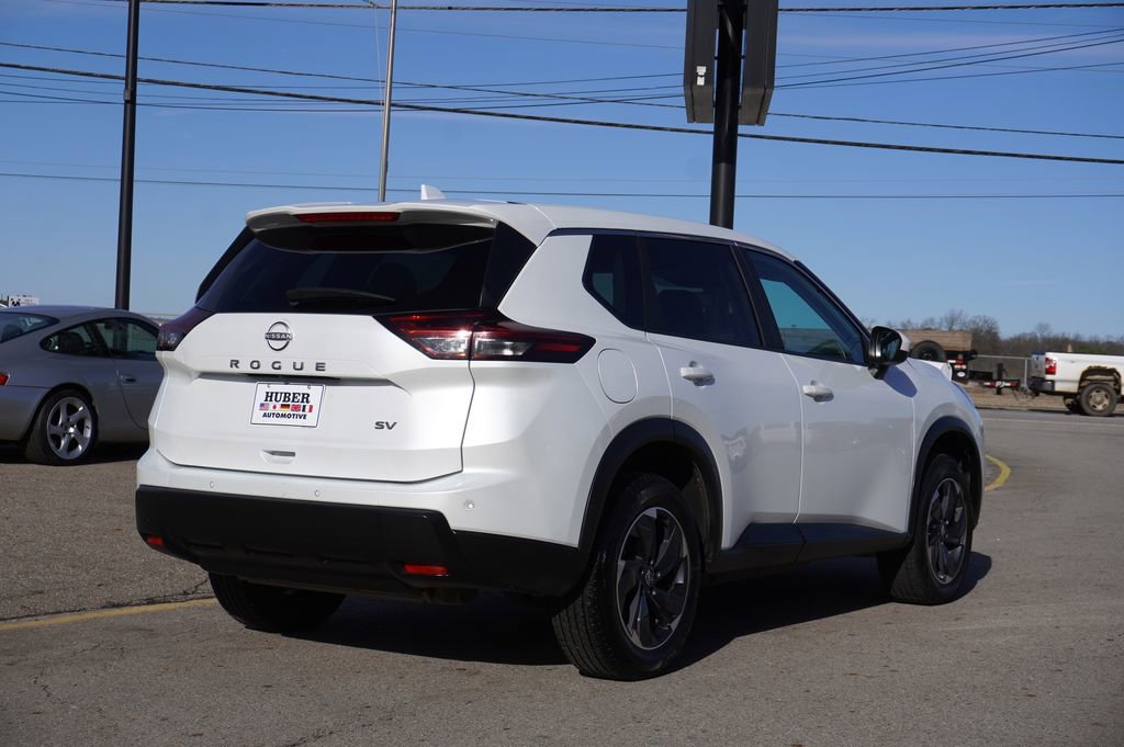 2024 Nissan Rogue SV