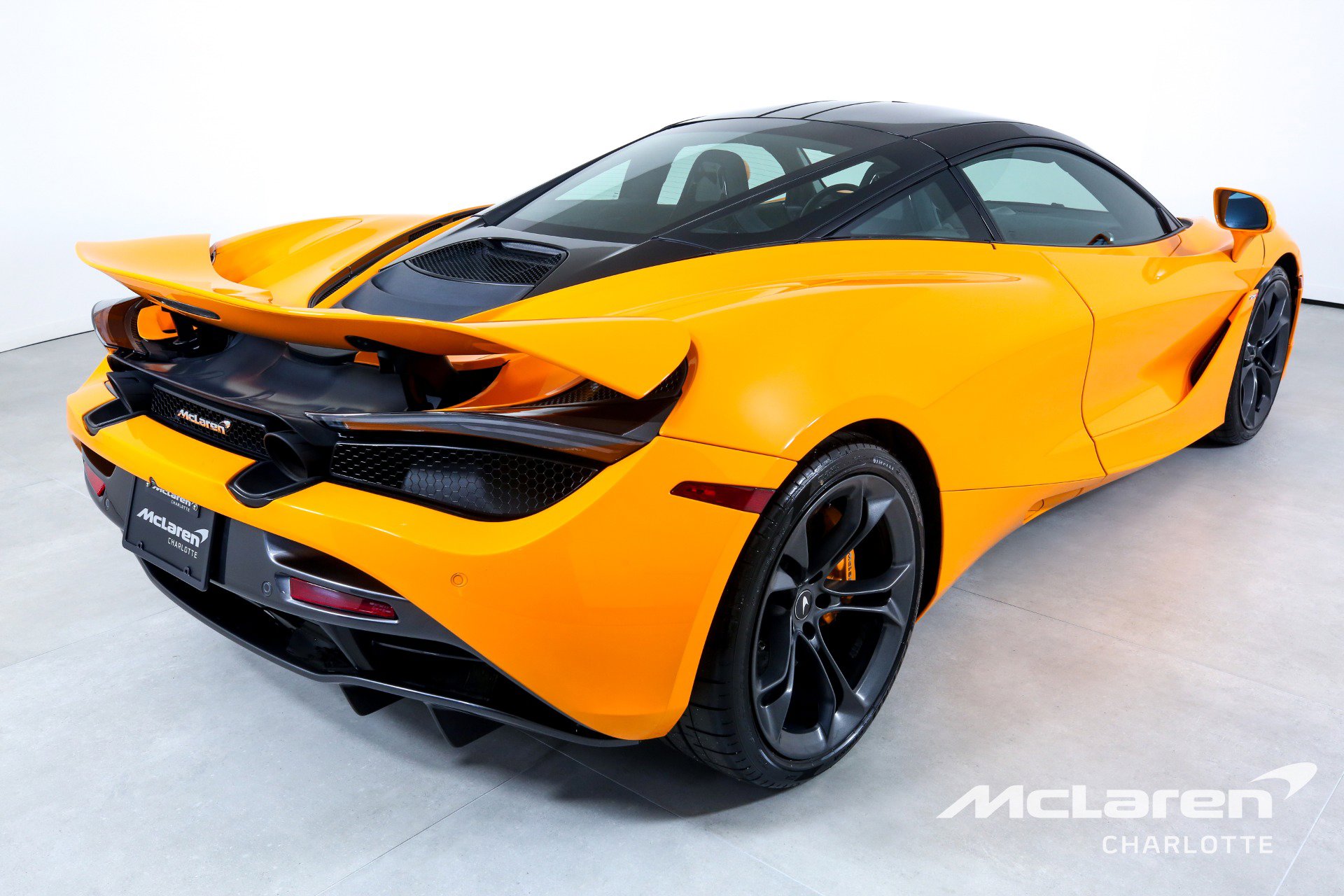 Used 2019 McLaren 720S photo 9