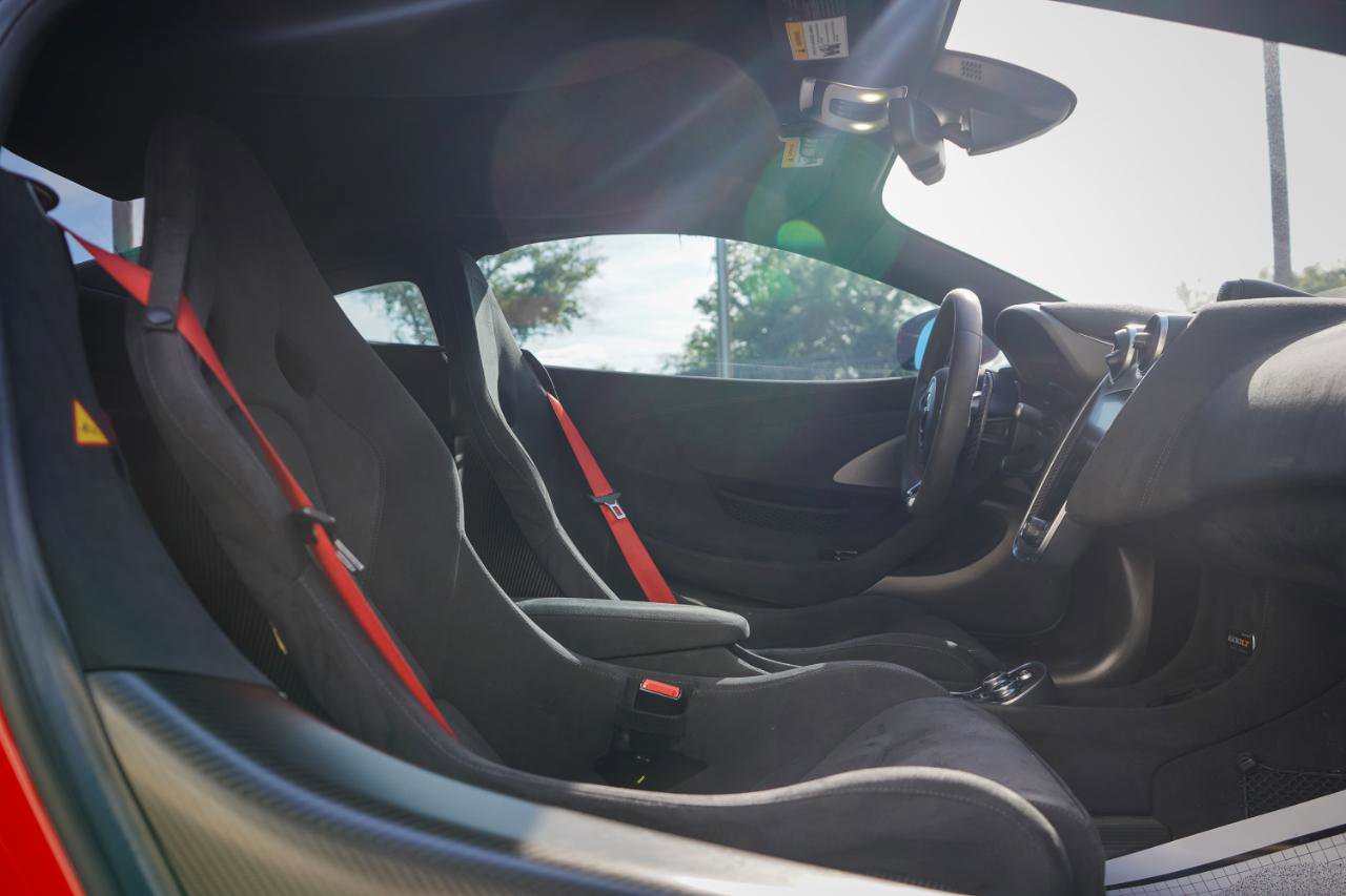 Used 2019 McLaren 600LT photo 13