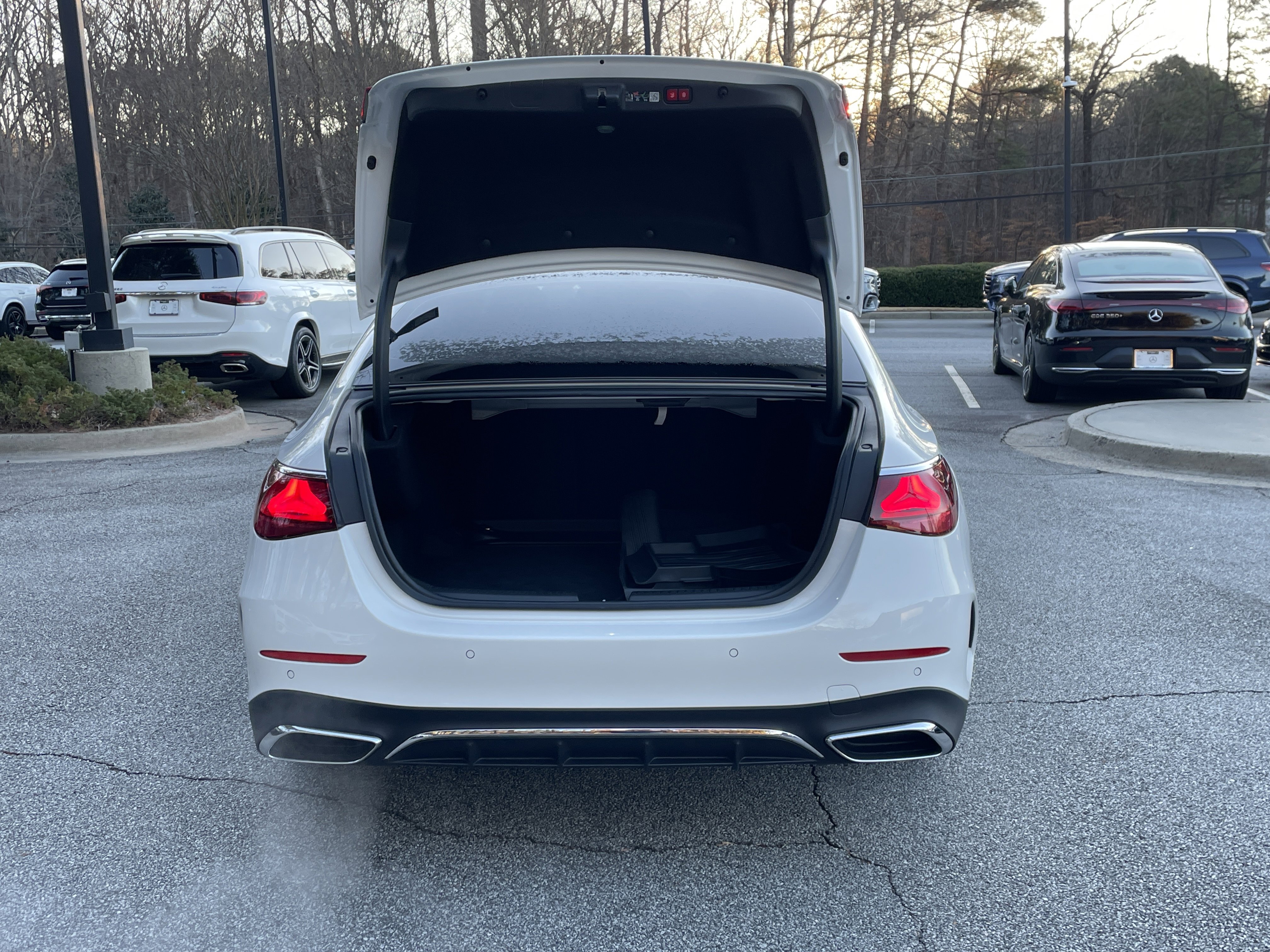 2025 Mercedes-Benz E 350 4MATIC Sedan