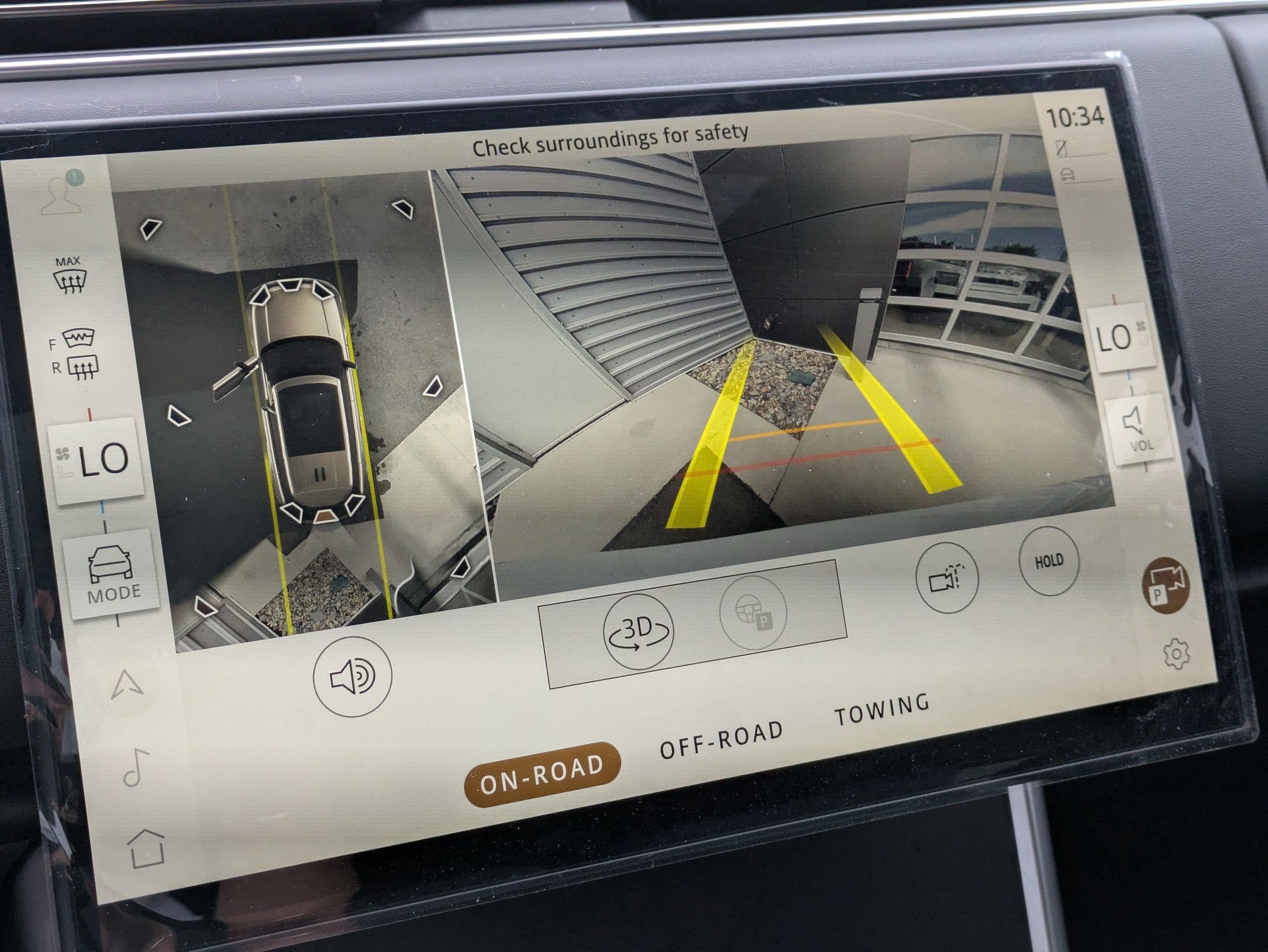 2025 Land Rover Range Rover SV