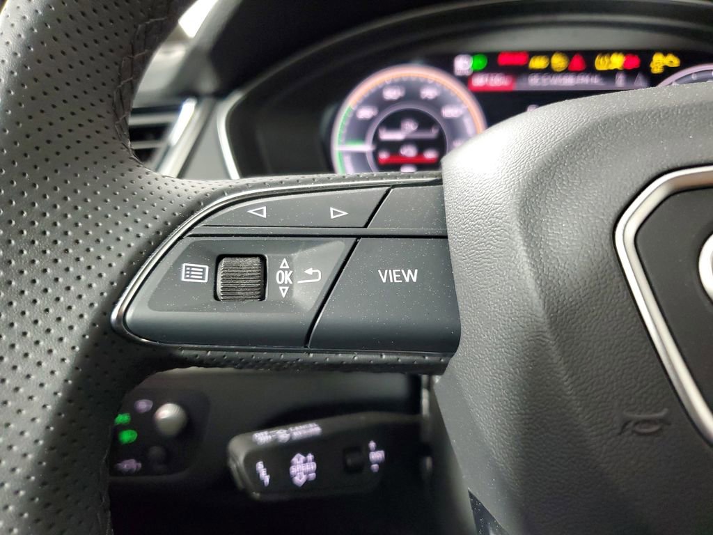 2024 Audi Q5 e Prestige