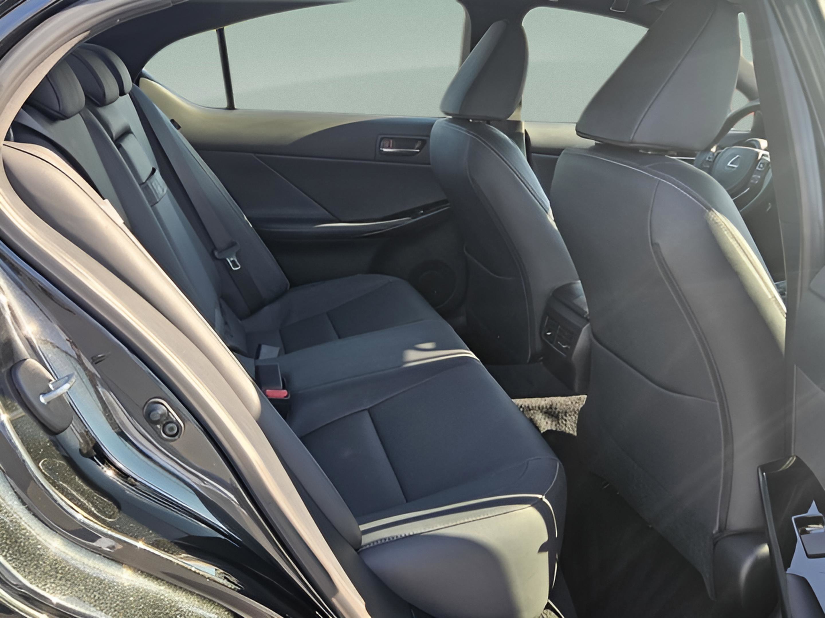 2025 Lexus IS 350 F Sport