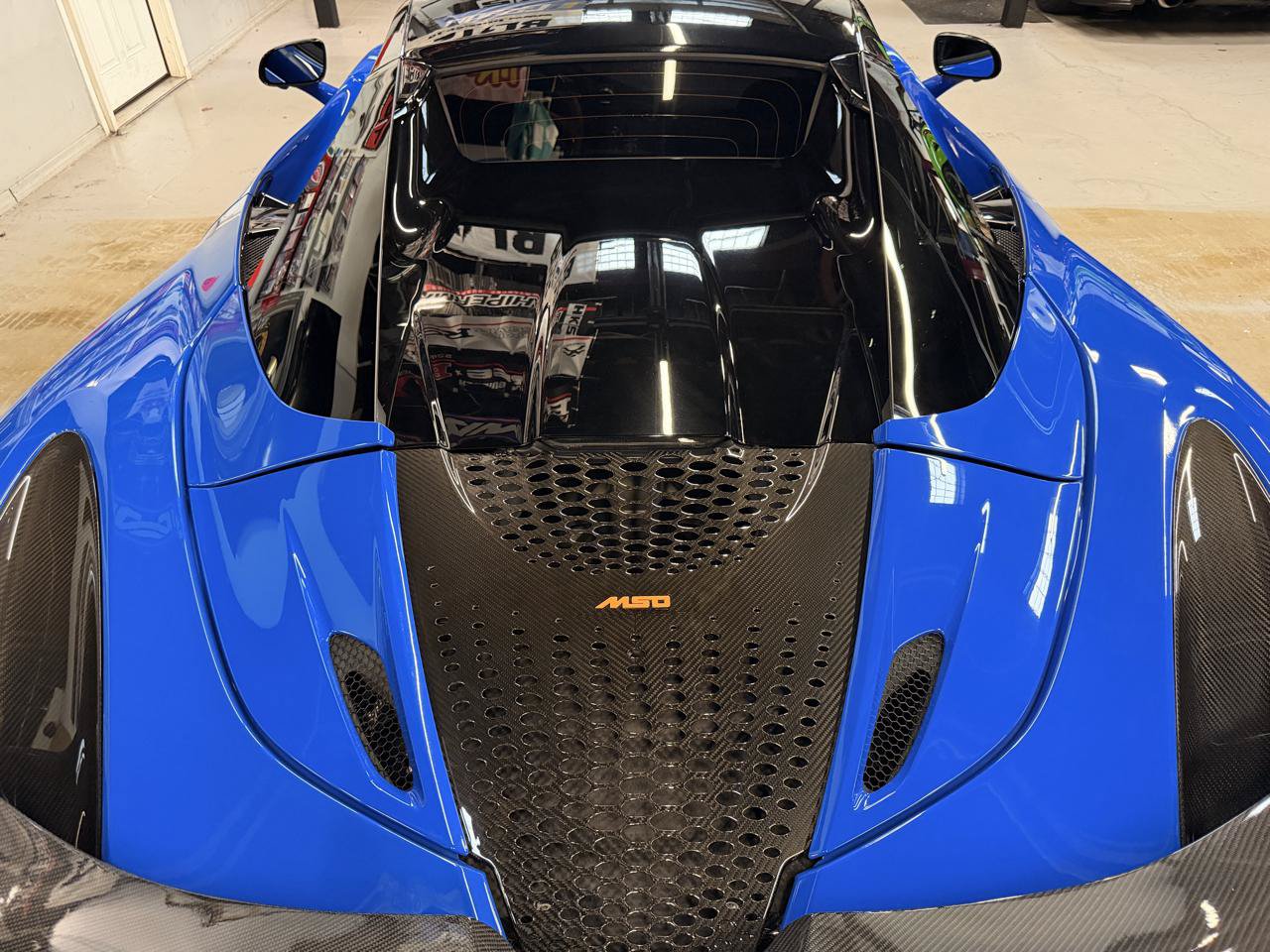 Used 2022 McLaren 720S Performance photo 17
