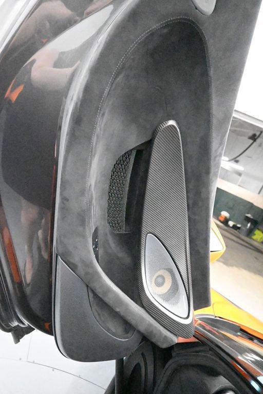 Used 2019 McLaren 600LT photo 27