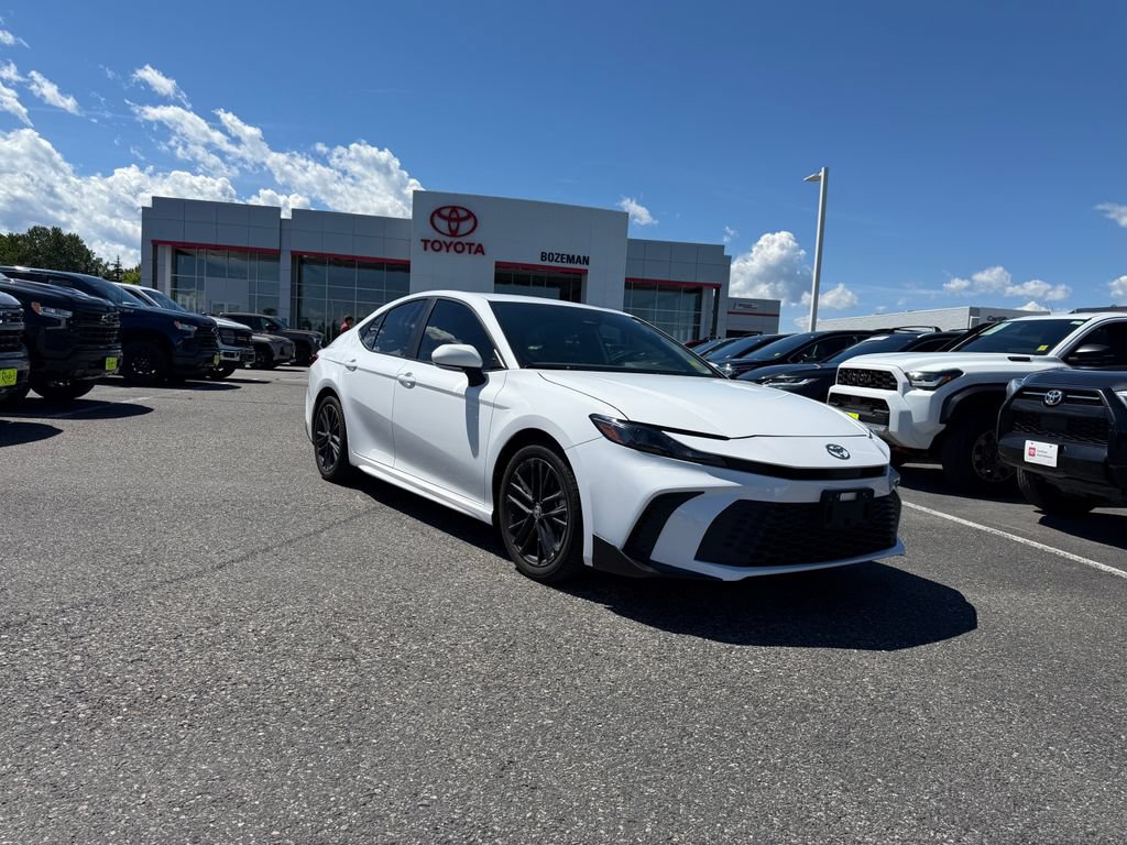 Used 2025 Toyota Camry SE