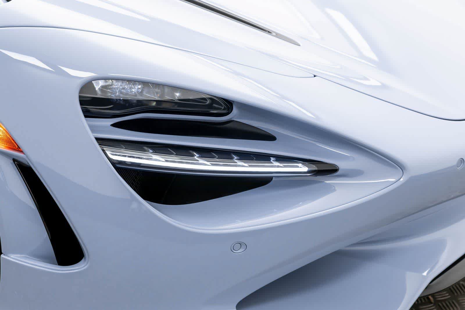New 2026 McLaren 750S photo 48
